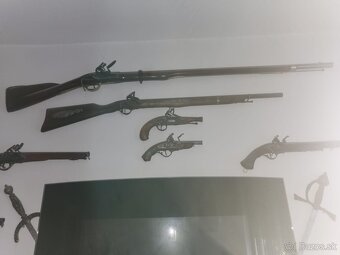 Starožitnosti - 3
