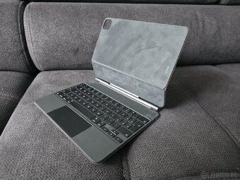 Púzdro na tablet s klávesnicou Apple Magic Keyboard - 3