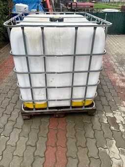 IBC plastová  nádrž - 3