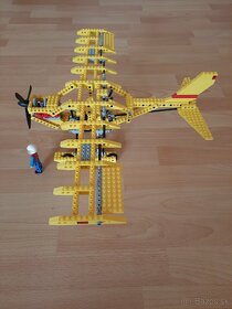Lego Technic 8855 - Prop Plane - 3