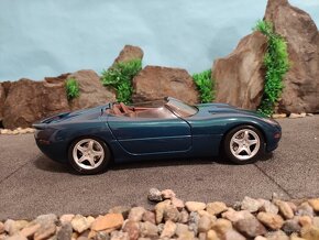 Prodám model 1:18 Jaguar xk180 - 3
