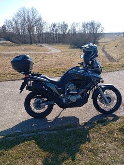 Honda Transalp 700 - 3