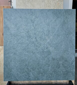 Dlažba 2cm hruba, 60x60, andezitový odtieň, 19,90 za m2 - 3