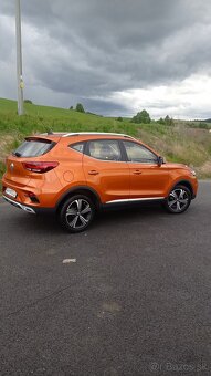 Predám MG ZS EMOTION 1.5 Benzín 78KW - 3