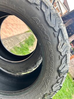 BFGoodrich All - Terrain T/A 255/55/R18 - 3