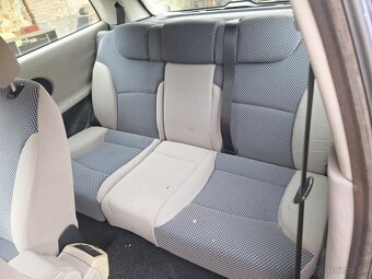 Fiat Stilo 1,6 1,9jtd rozpredám - 3