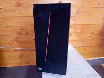 PCčko v cene 440e s intel i7 6jadro 3.7ghz a Nvidia RTX3060 - 3