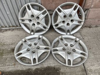Predam original puklice: 16" FORD 30€ 15" HONDA 20€ 15" - 3