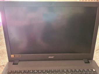 Predám notebook Acer aspire E5-573 - 3