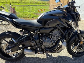 YAMAHA MT-07 - 3