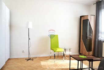 Na predaj 1- izb. byt v meste Poltár - 3