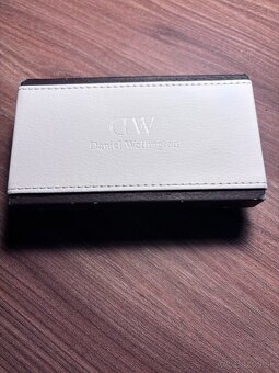 Damske hodinky - Daniel Wellington - rose gold - 3