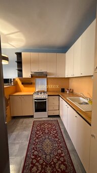 PREDAJ 2.-izbový byt, Malé námestie Malacky - 3