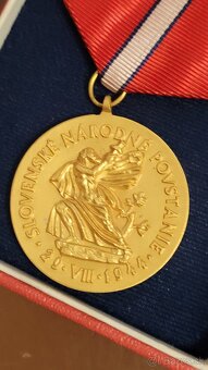 Odznak.vyznamenanie..snm - 3