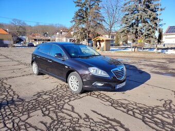 Lancia Delta lll - 3