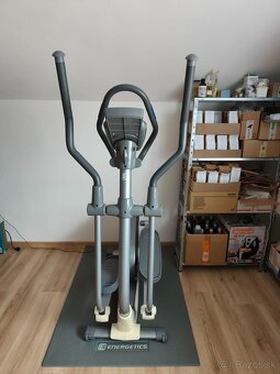 Elypticky trenažér Energetics XT 740t - 3