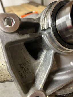 Audi, VW reduktor 0CN409107 - 3