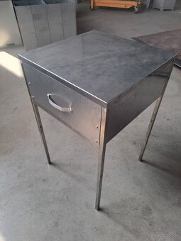 Pracovný stôl - 3