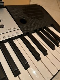 Yamaha Keyboard IPT 255 - 3