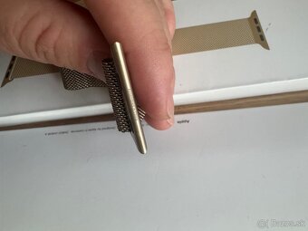 Apple Watch 45mm Gold Milanese loop - 3