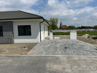 BOSEN | SKOLAUDOVANÝ 3izb Rodinný dvojdom so záhradkou+ klim - 3