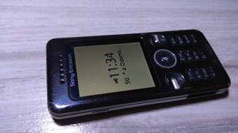 Sony Ericsson S302 - 3