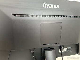 Monitor 27 - 3