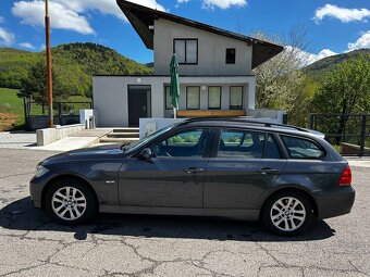 BMW e91 318i 2009 Benzín - 3