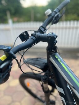 Predám horský bicykel Giant Talon 29 s doplnkami - 3