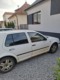 Volkswagen Golf 4 - 3