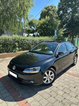 Volkswagen Jetta 1.6 TDi CR DSG - 3
