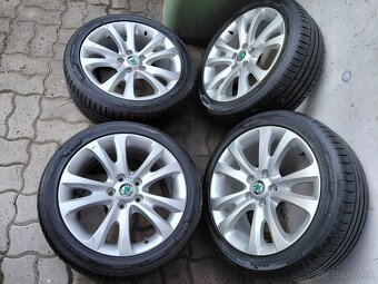 17" Skoda Superb Trifid - 225/45R17 - 3