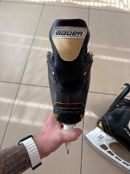 Predám korčule Bauer Supreme TotalOne NXG - 3