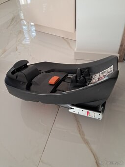 Cybex aton 5 s isofix zakladnou - 3