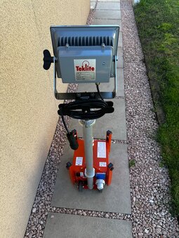 Prenosna stavebna lampa - 3