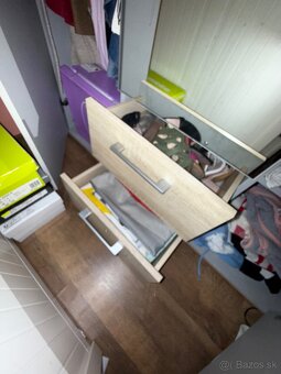 Šatníková skriňa - 3