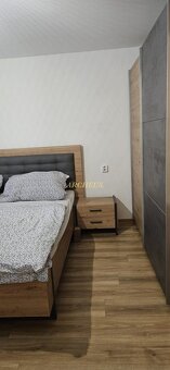 NA PREDAJ - ZREKONŠTRUOVANÝ 2 IZBOVÝ BYT, 58 M2 HUMENNÉ - 3