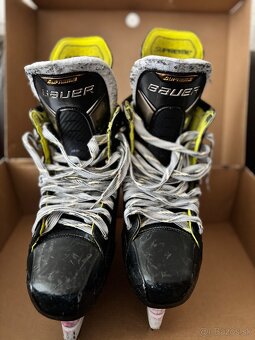 Korčule BAUER Supreme 3S - 3