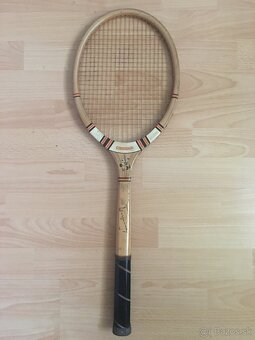 Retro tenisova raketa CONQEROR - 3