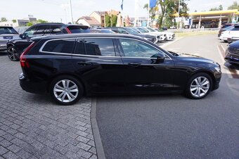 Volvo V60 II D4 AWD Drive-E AUT MOMENTUM PRO Jul 2020 - 3