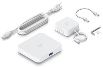 UniFi Cloud Gateway MAX (UniFi gateways podporou IPS/IDS) - 3