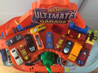Hot wheel autodráha - 3
