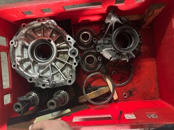 8k0927277 ZADNY DIFERENCIAL AUDI S8 - 3