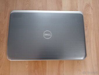 predám notebook Dell Inspiron - Intel core i5 -8gb ram - ssd - 3