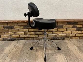 STOLICKA S OPIERKOU MAPEX T875 - 3