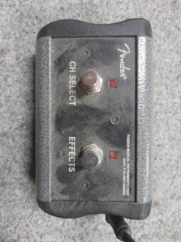 Fender Champion 100 - 3