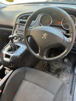 predam diely na peugeot 5008 1,6 hdi 2010 115000 mil rozpred - 3