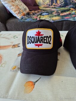 Šiltovky Dsquared2, Hugo Boss a Emporio Armani - 3