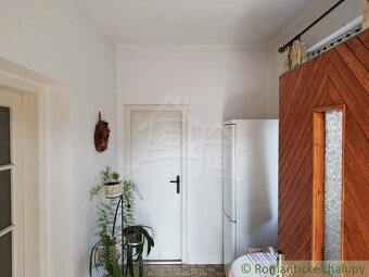 Väčší rodinný dom v obci Trstín, 20 km od Trnavy na predaj - 3