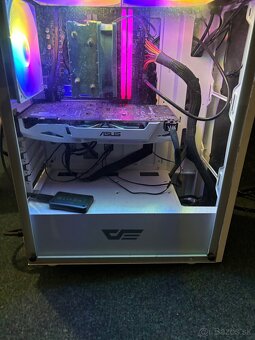 Prodám pc jen case nevhodný dárek - 3